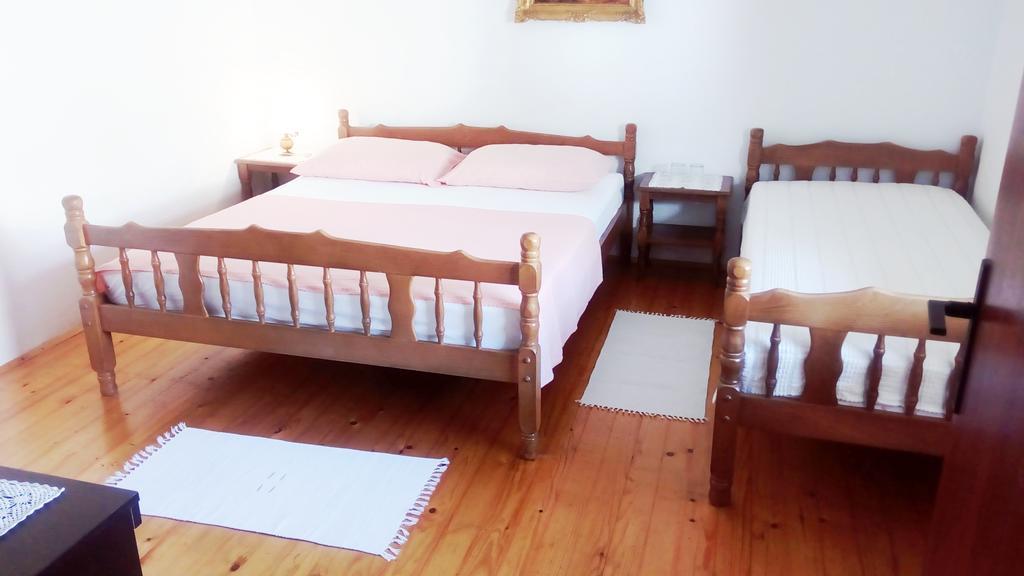 Apartment&Rooms Markovic Senj  Buitenkant foto